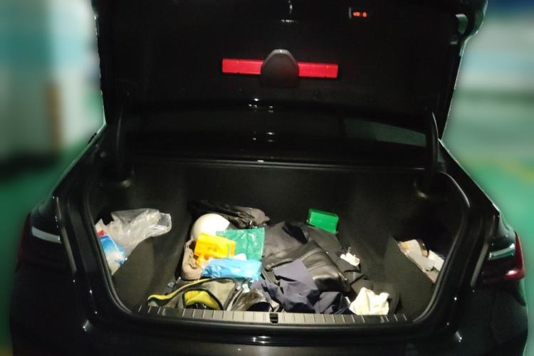 Used BMW 7 Series 2021 740Li Leading Model M Sport Package Trunk
