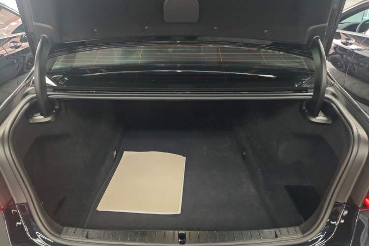 Used BMW 7 Series 2021 730Li M Sport Package Trunk