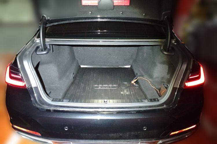 Used BMW 7 Series 2021 740Li Leading Edition Luxury Package Trunk
