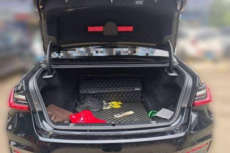 Used BMW 7 Series 2021 740Li Leading Model M Sport Package Trunk