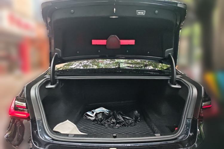 Used BMW 7 Series 2021 740Li Leading Model M Sport Package Trunk
