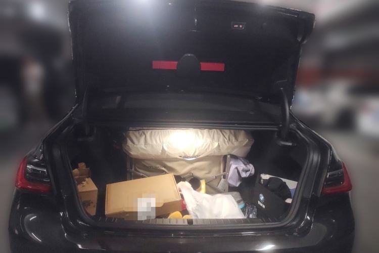 Used BMW 7 Series 2021 730Li Luxury Package Trunk