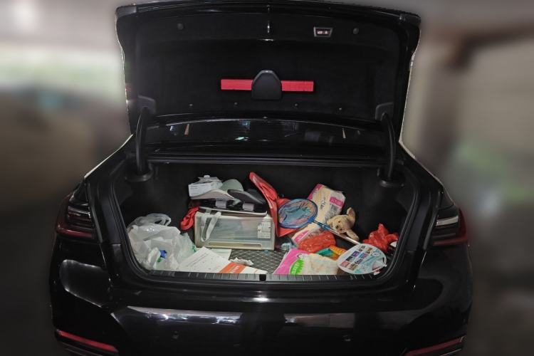 Used BMW 7 Series 2021 730Li Luxury Package Trunk