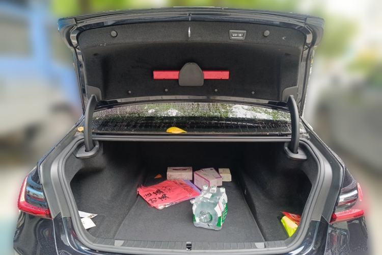 Used BMW 7 Series 2021 740Li Leading Model M Sport Package Trunk