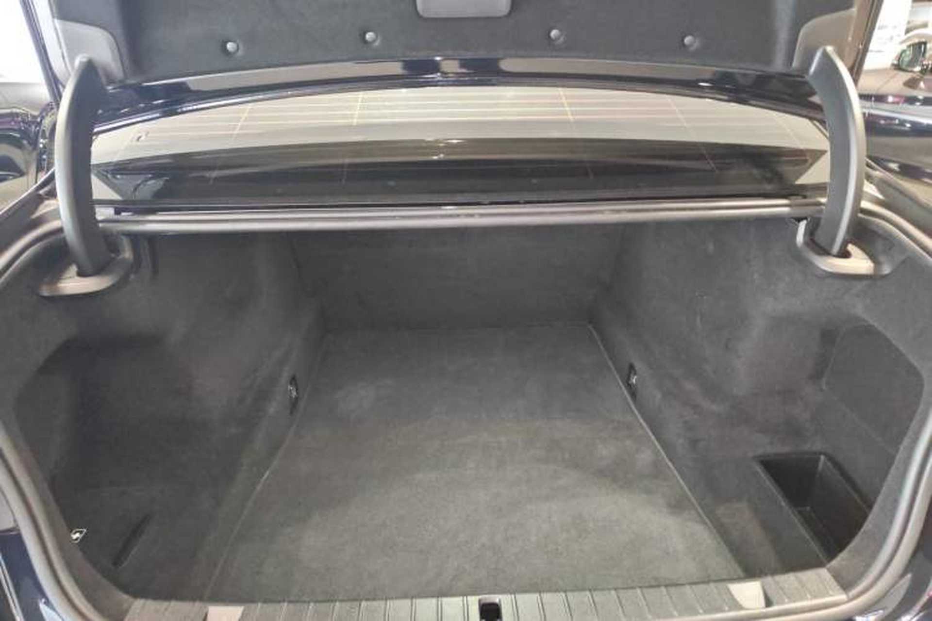 Used BMW 7 Series 2021 730Li M Sport Package Trunk