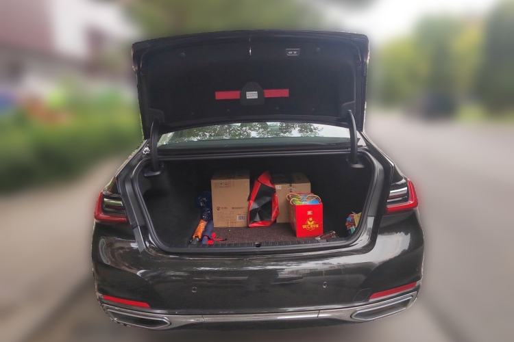 Used BMW 7 Series 2021 740Li Leading Edition Luxury Package Trunk