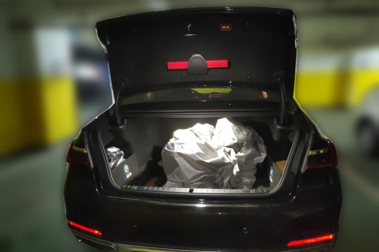 Used BMW 7 Series 2021 730Li Luxury Package Trunk