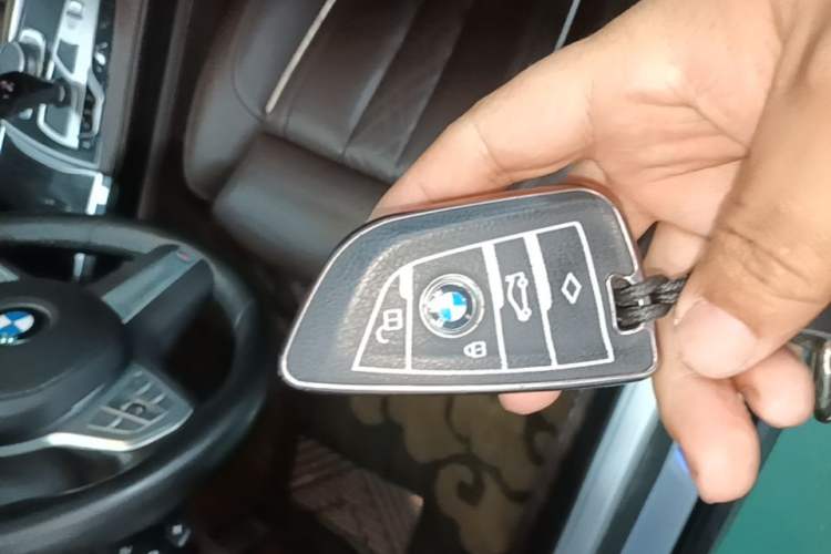 Used BMW 7 Series 2021 730Li M Sport Package Vehicle Key