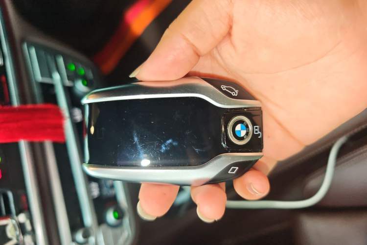 Used BMW 7 Series 2021 740Li Leading Model M Sport Package Vehicle Key