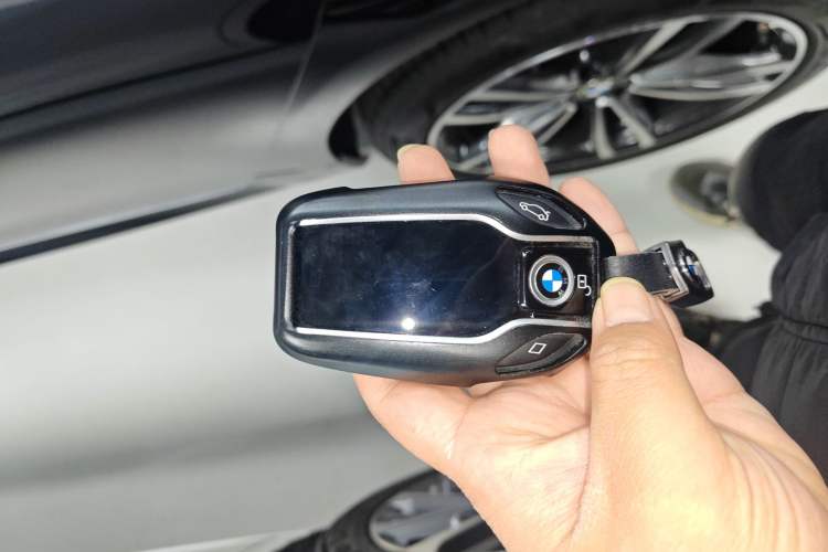 Used BMW 7 Series 2021 730Li M Sport Package Vehicle Key
