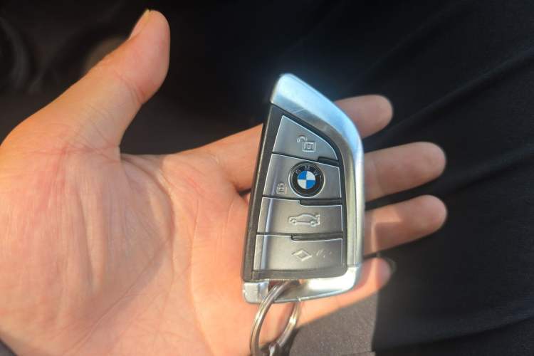 Used BMW 7 Series 2021 730Li M Sport Package Vehicle Key