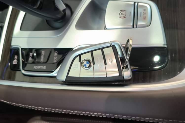 Used BMW 7 Series 2021 730Li Luxury Package Vehicle Key