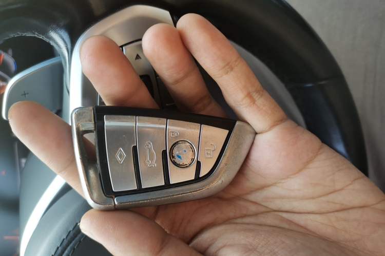 Used BMW 7 Series 2021 740Li Leading Model M Sport Package Vehicle Key