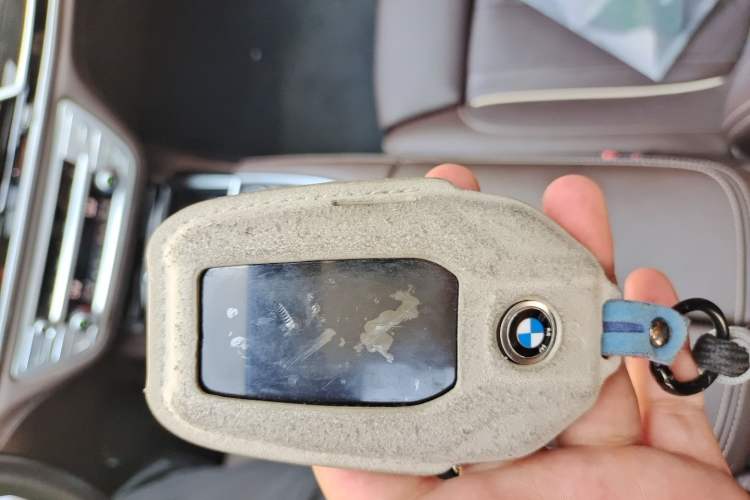 Used BMW 7 Series 2021 740Li Leading Model M Sport Package Vehicle Key