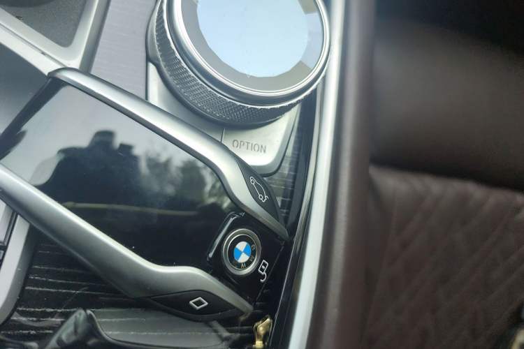 Used BMW 7 Series 2021 740Li Leading Model M Sport Package Vehicle Key