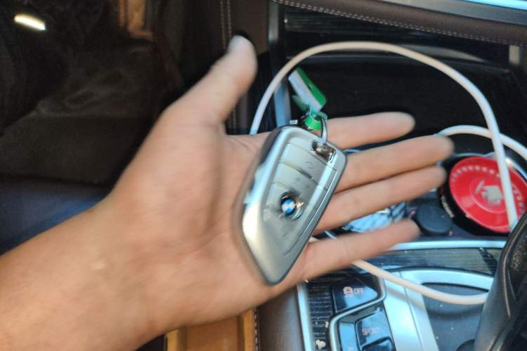 Used BMW 7 Series 2021 740Li Leading Model M Sport Package Vehicle Key