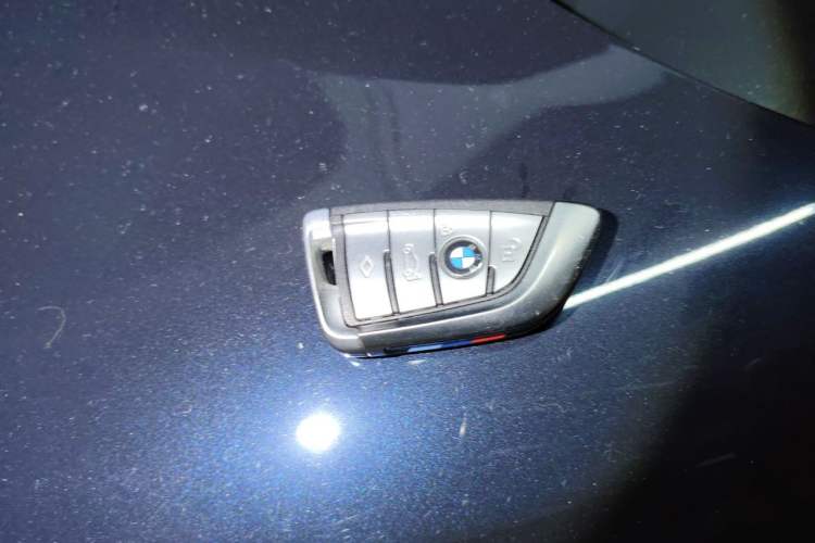 Used BMW 7 Series 2021 740Li Leading Model M Sport Package Vehicle Key