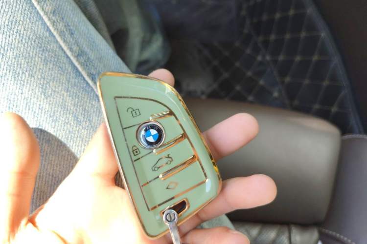 Used BMW 7 Series 2021 740Li Leading Model M Sport Package Vehicle Key