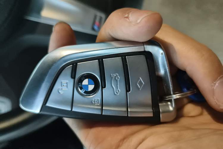 Used BMW 7 Series 2021 730Li M Sport Package Vehicle Key