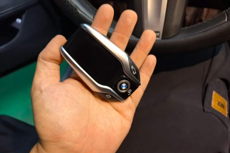 Used BMW 7 Series 2021 730Li M Sport Package Vehicle Key