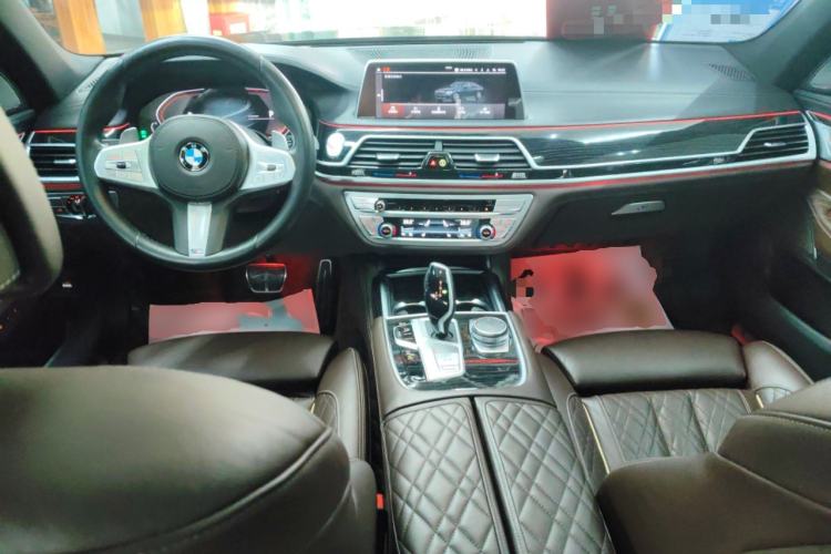 Used BMW 7 Series 2021 740Li Leading Model M Sport Package Center Console
