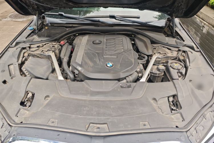 Used BMW 7 Series 2021 740Li Leading Model M Sport Package Engine Bay
