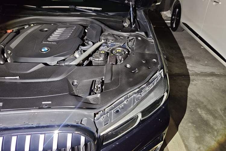 Used BMW 7 Series 2021 740Li Leading Model M Sport Package Engine Bay Left