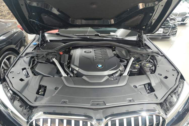 Used BMW 7 Series 2021 740Li Leading Model M Sport Package Engine Bay
