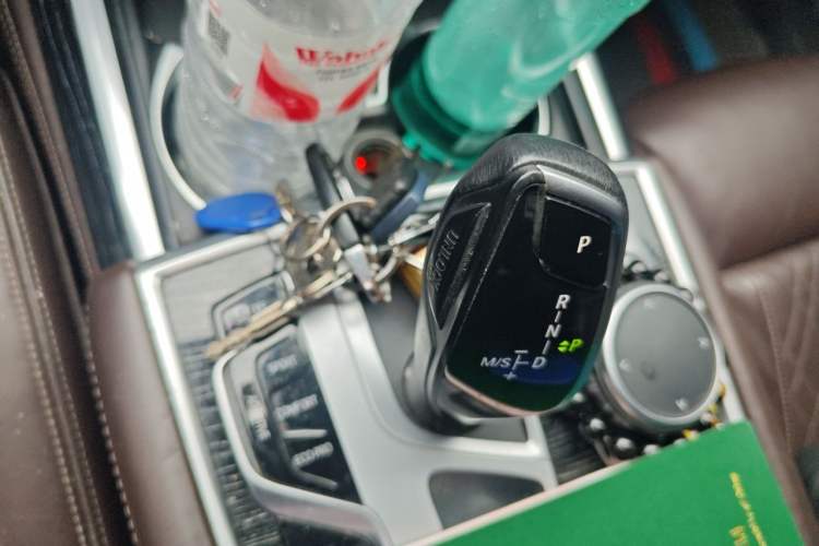 Used BMW 7 Series 2021 740Li Leading Model M Sport Package Gear Lever