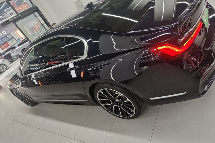 Used BMW 7 Series 2021 730Li M Sport Package Left Side