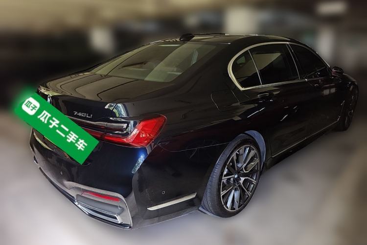 Used BMW 7 Series 2021 740Li Leading Model M Sport Package Rear Right 45 Deg
