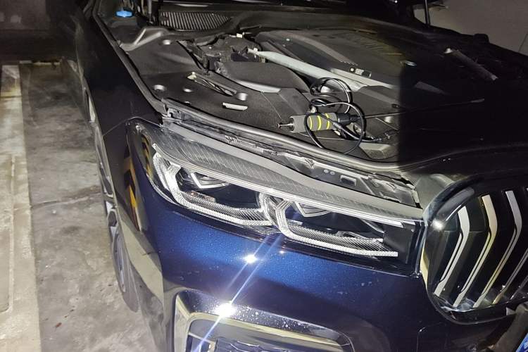 Used BMW 7 Series 2021 740Li Leading Model M Sport Package Right Front Headlight