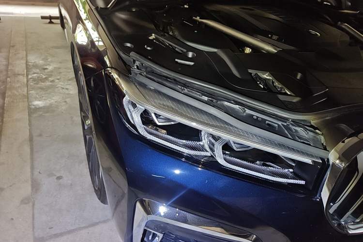 Used BMW 7 Series 2021 740Li Leading Model M Sport Package Right Front Headlight