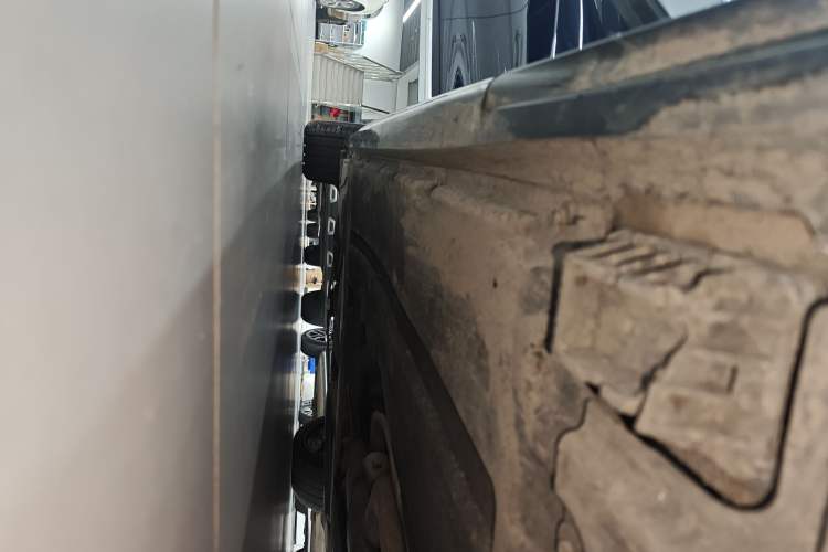 Used BMW 7 Series 2021 730Li M Sport Package Right Side Sill
