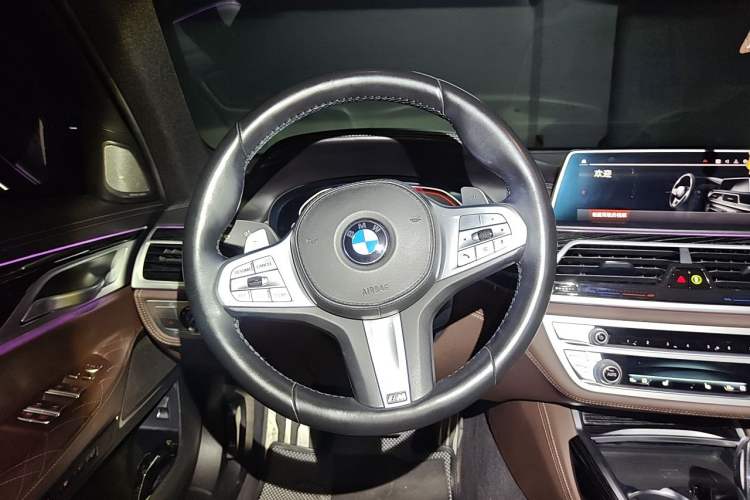 Used BMW 7 Series 2021 740Li Leading Model M Sport Package Steering Wheel
