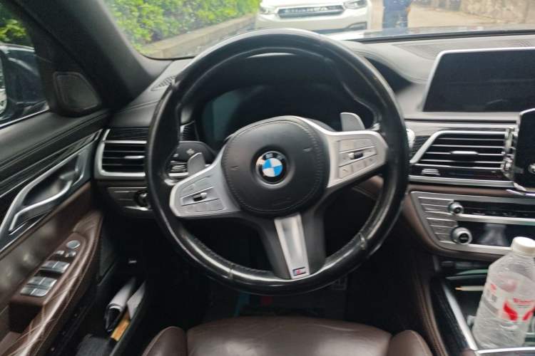 Used BMW 7 Series 2021 740Li Leading Model M Sport Package Steering Wheel