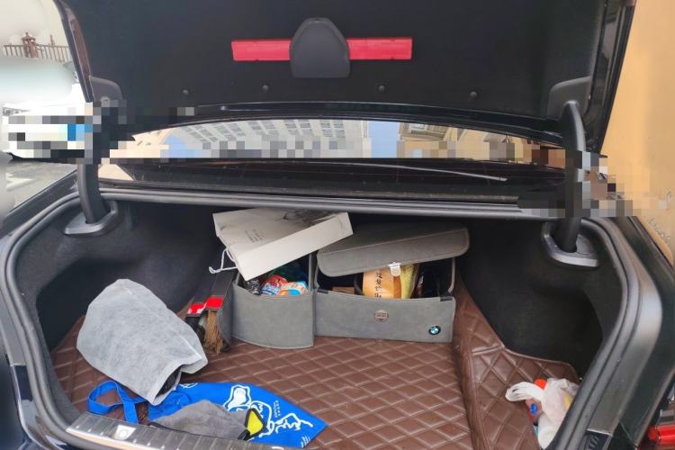 Used BMW 7 Series 2021 730Li M Sport Package Trunk