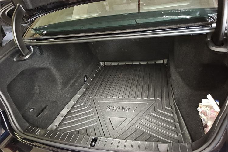 Used BMW 7 Series 2021 740Li Leading Model M Sport Package Trunk