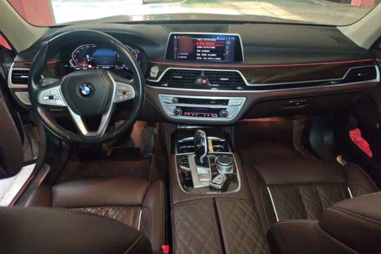 Used BMW 7 Series 2021 740Li Luxury Edition with Premium Package Center Console