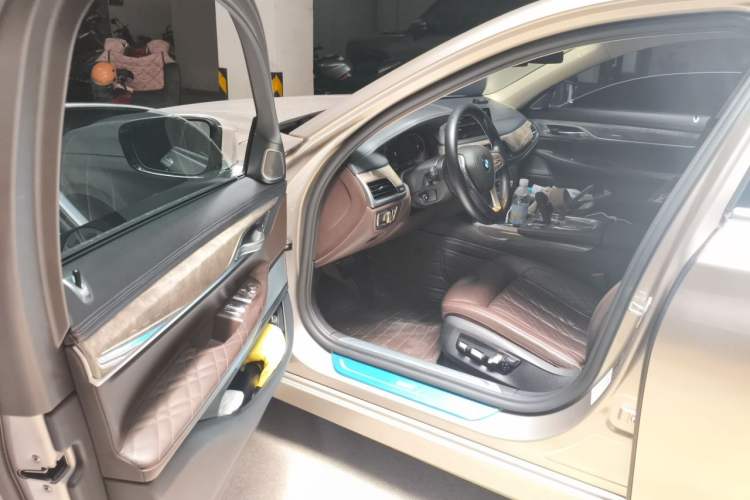 Used BMW 7 Series 2021 740Li Leading Edition Luxury Package Driver Seat