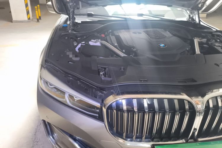 Used BMW 7 Series 2021 740Li Leading Edition Luxury Package Engine Bay Right