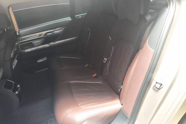 Used BMW 7 Series 2021 740Li Leading Edition Luxury Package Left Rear Seat
