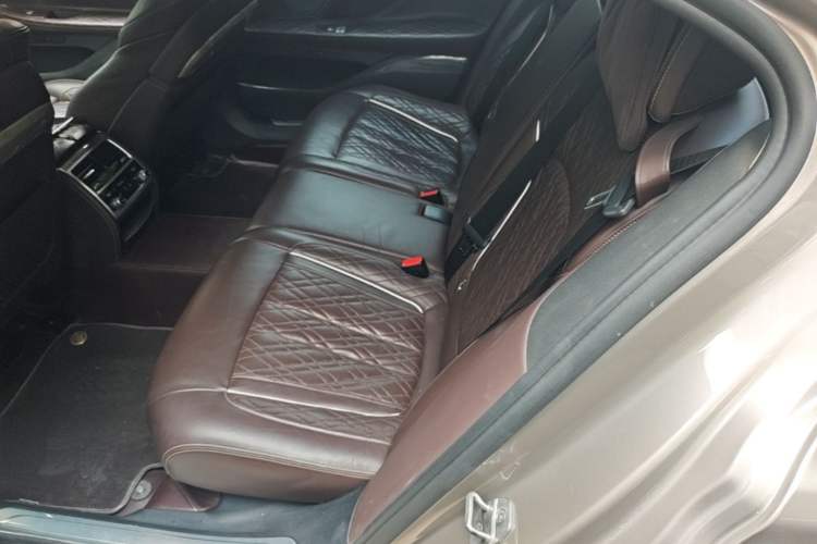 Used BMW 7 Series 2021 740Li Leading Edition Luxury Package Left Rear Seat