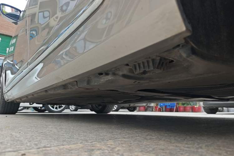 Used BMW 7 Series 2021 740Li Leading Edition Luxury Package Left Side Sill