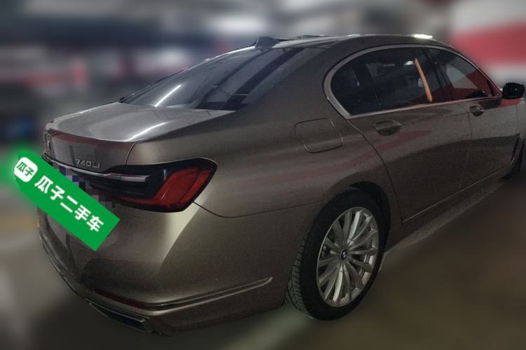 Used BMW 7 Series 2021 730Li Luxury Package Rear Right 45 Deg