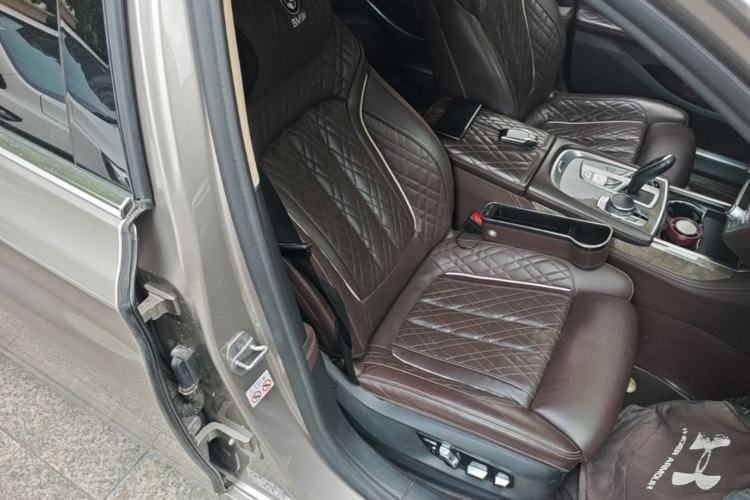 Used BMW 7 Series 2021 740Li Leading Edition Luxury Package Right Front Seat