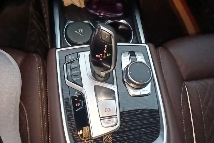 Used BMW 7 Series 2021 740Li Leading Model M Sport Package Gear Lever