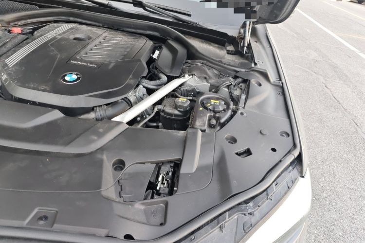 Used BMW 7 Series 2021 740Li Luxury Edition M Sport Package Engine Bay Left