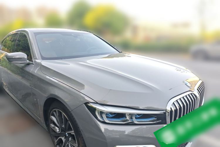 Used BMW 7 Series 2021 740Li Luxury Edition M Sport Package Front Right 45 Deg