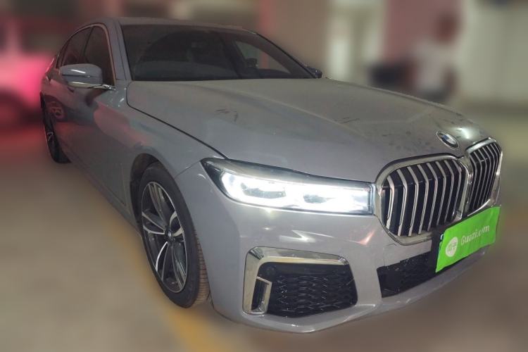 Used BMW 7 Series 2021 730Li M Sport Package Front Right 45 Deg